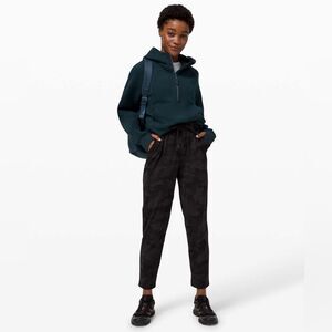 Lululemon Keep Moving Pant 7/8 High-Rise
Heritage 365 Camo Deep Coal Multi